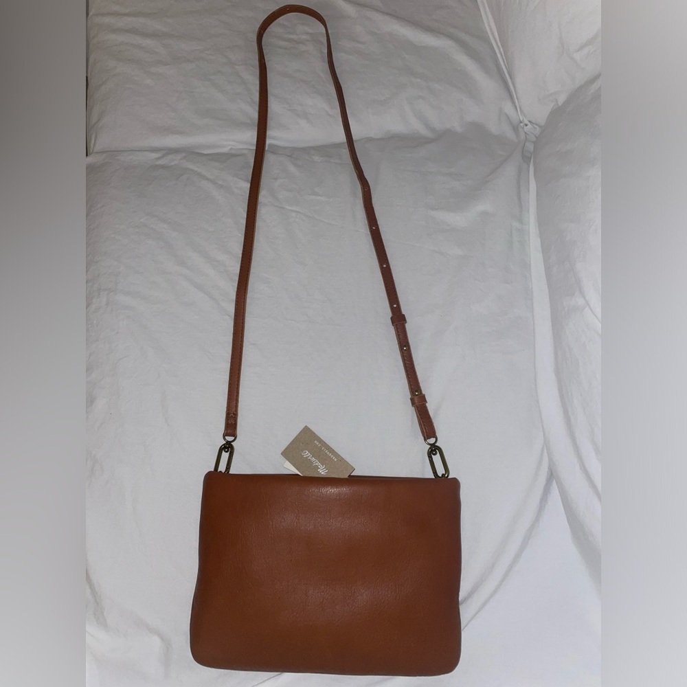 NWT Madewell puffy crossbody leather bag in English Saddle. New never used.